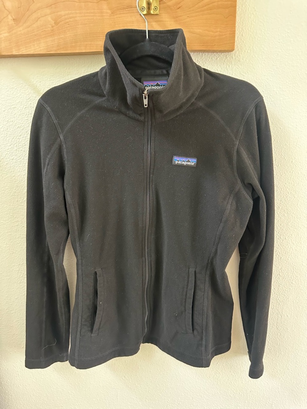 Patagonia Women’s Black Full-Zip Teddy Fleece Jacket